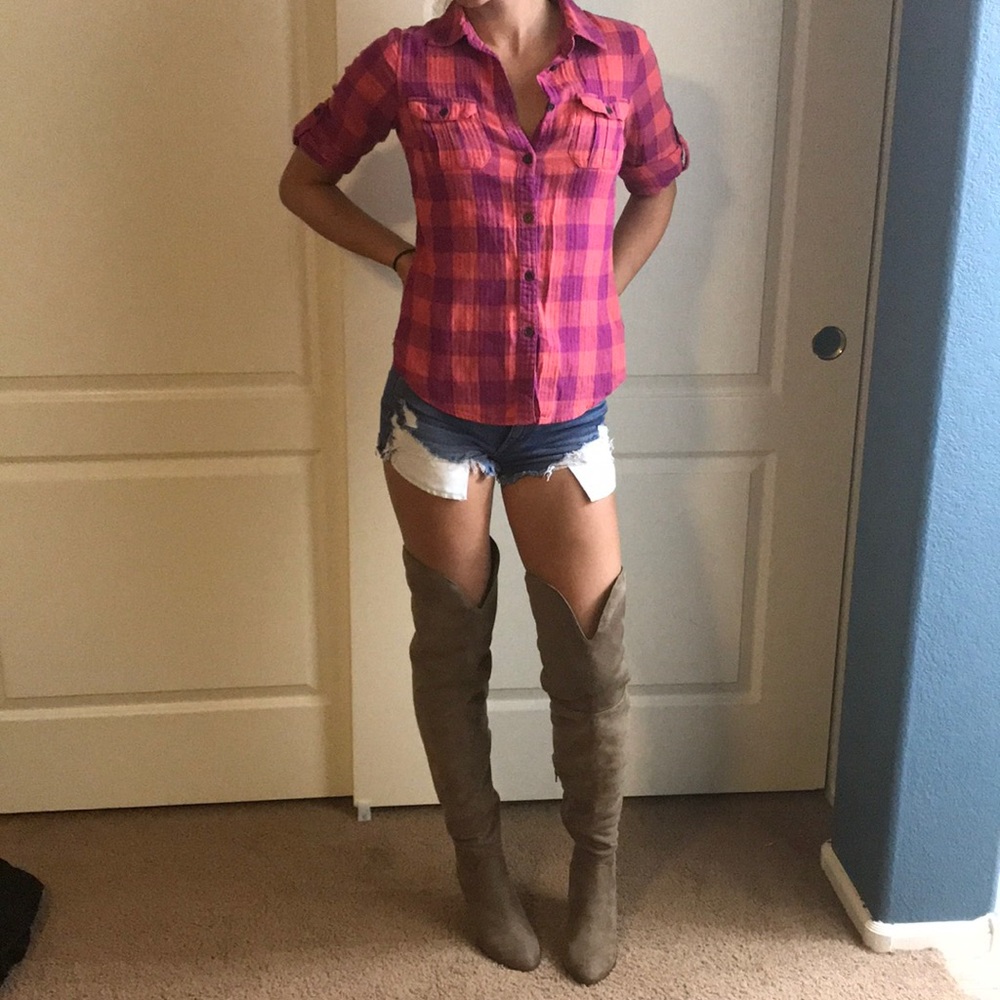 Pink fossil checkered shirt